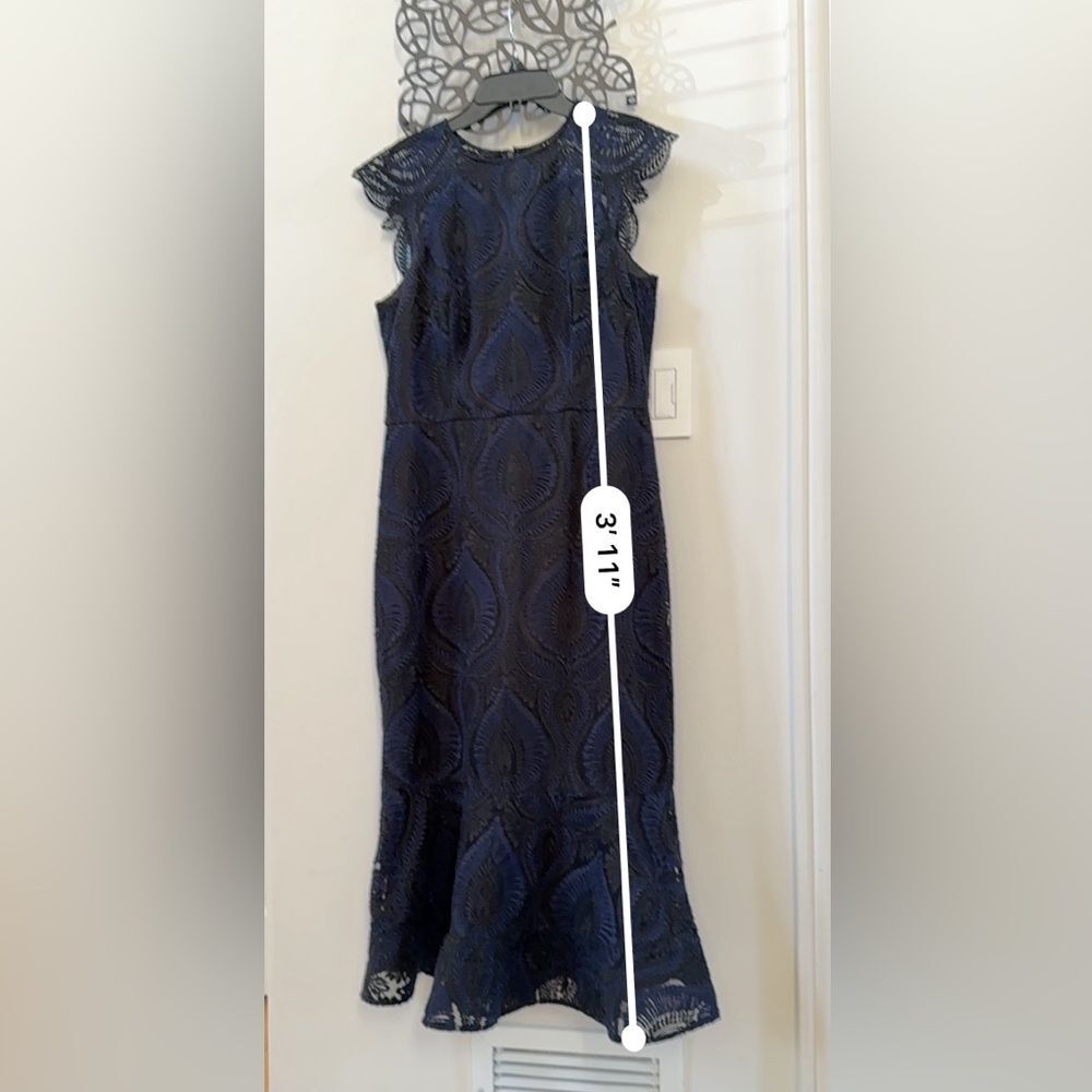 Shoshanna Midnight Floral Lace Flounce Midi Dress in Navy 8 - Picture 5 of 12